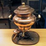 132 8233 Samovar